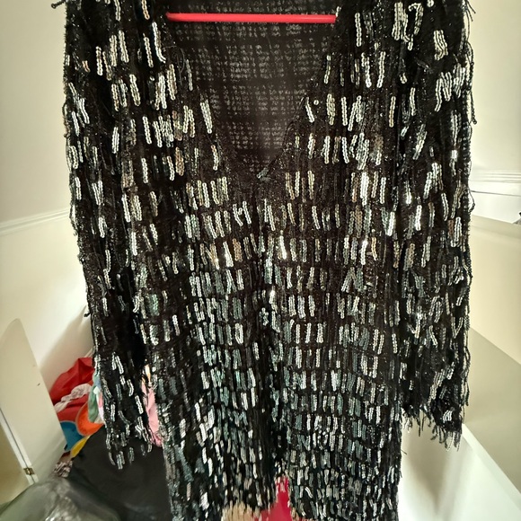 Zara Black and Silver Textured Top - Picture 1 of 3